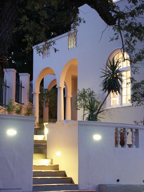 Four Rosmead Boutique Guesthouse Cape Town Ngoại thất bức ảnh